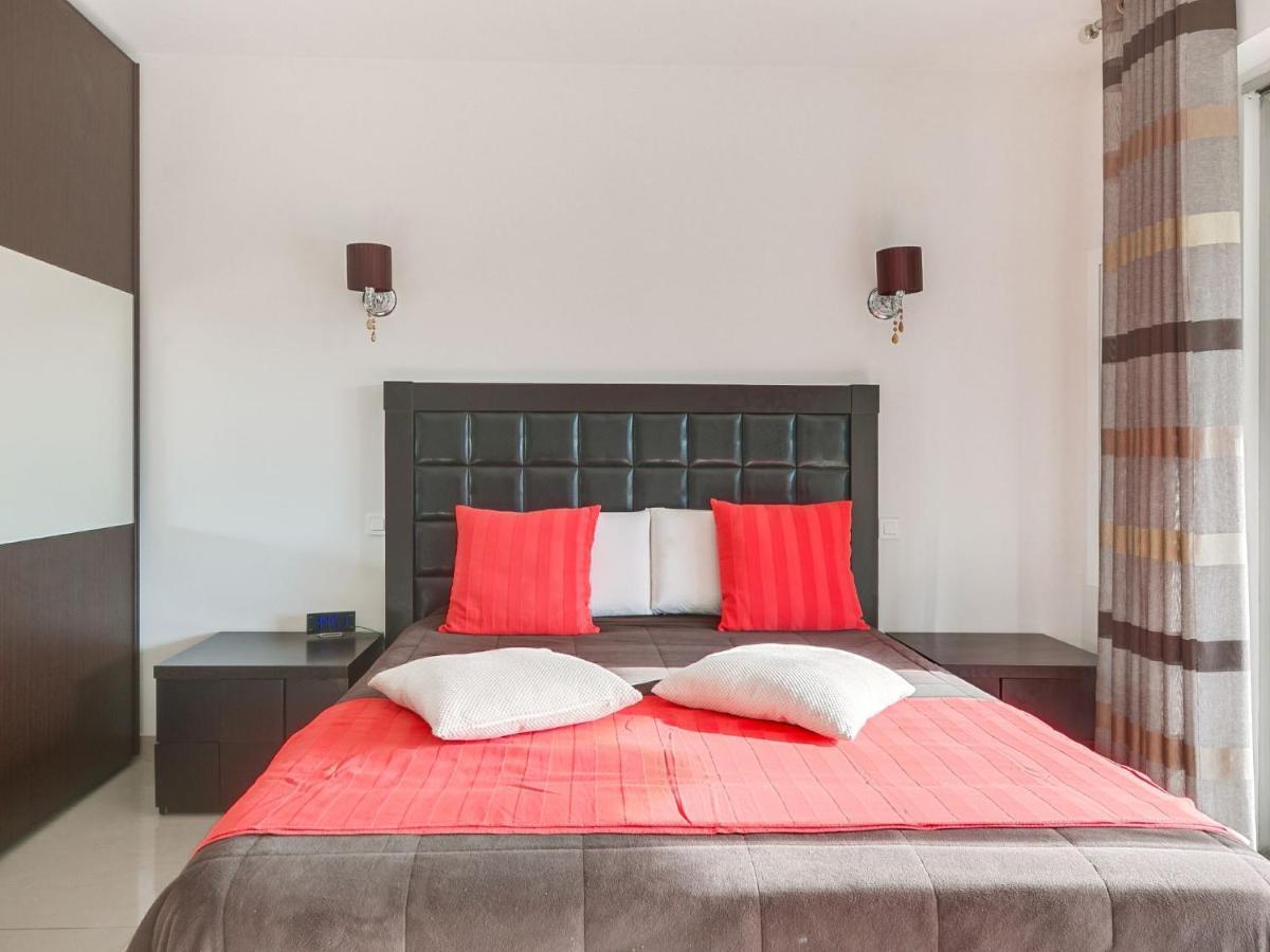 Les Pins D'alep By Interhome Apartment Le Cannet