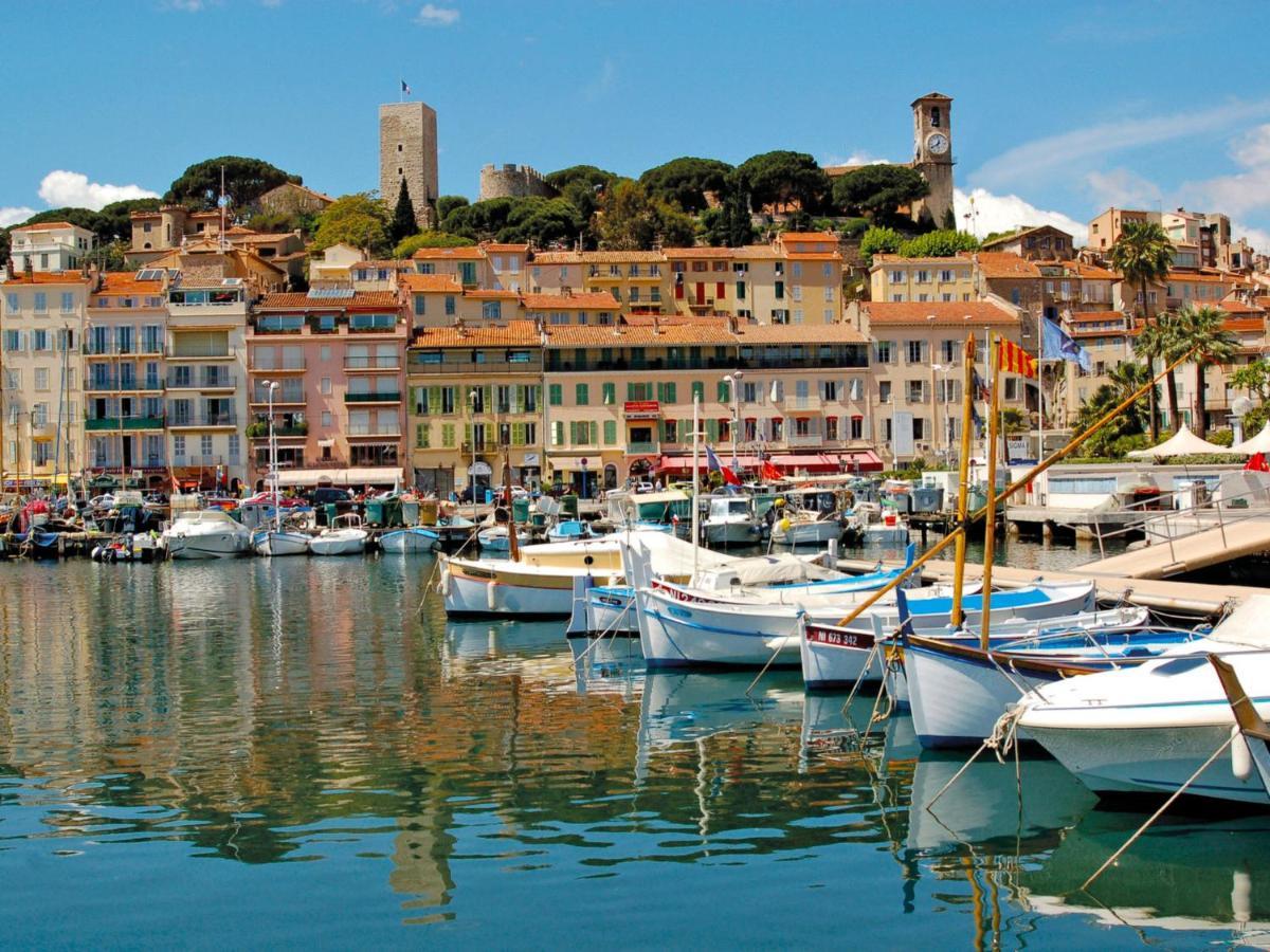 Les Pins D'alep By Interhome
