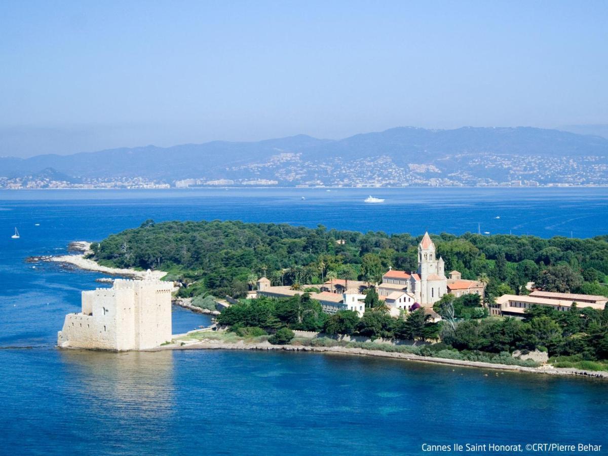 Les Pins D'alep By Interhome